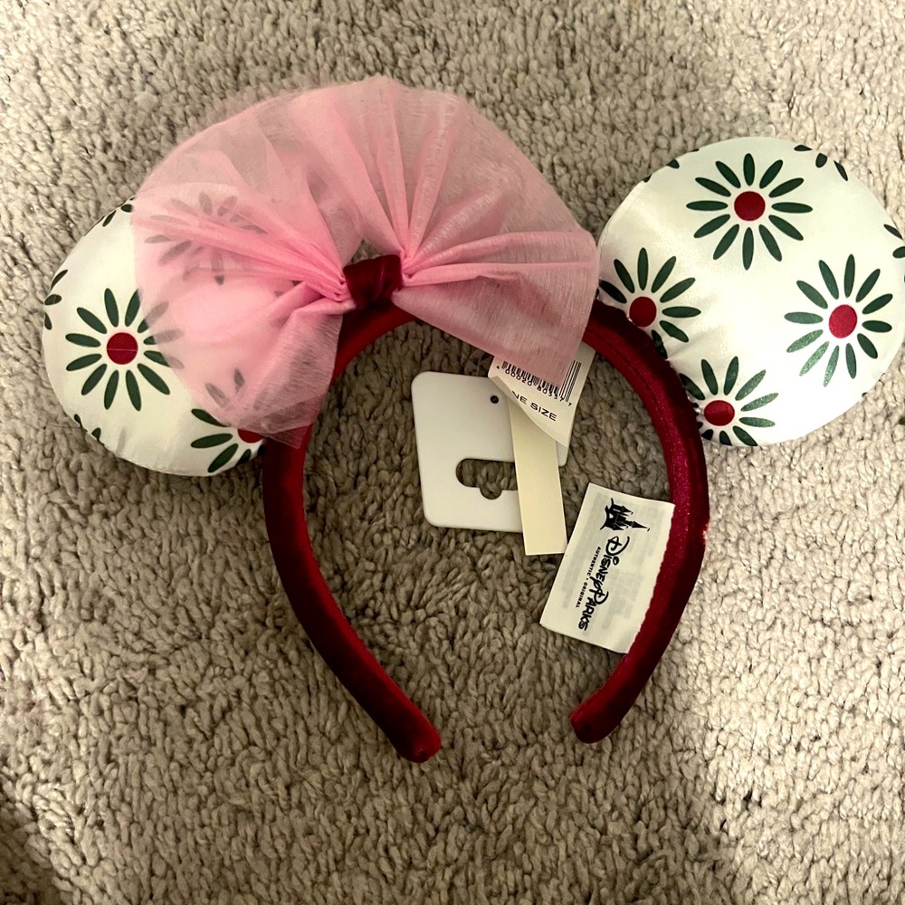 Haunted mansion themed, Minnie mouse, ears